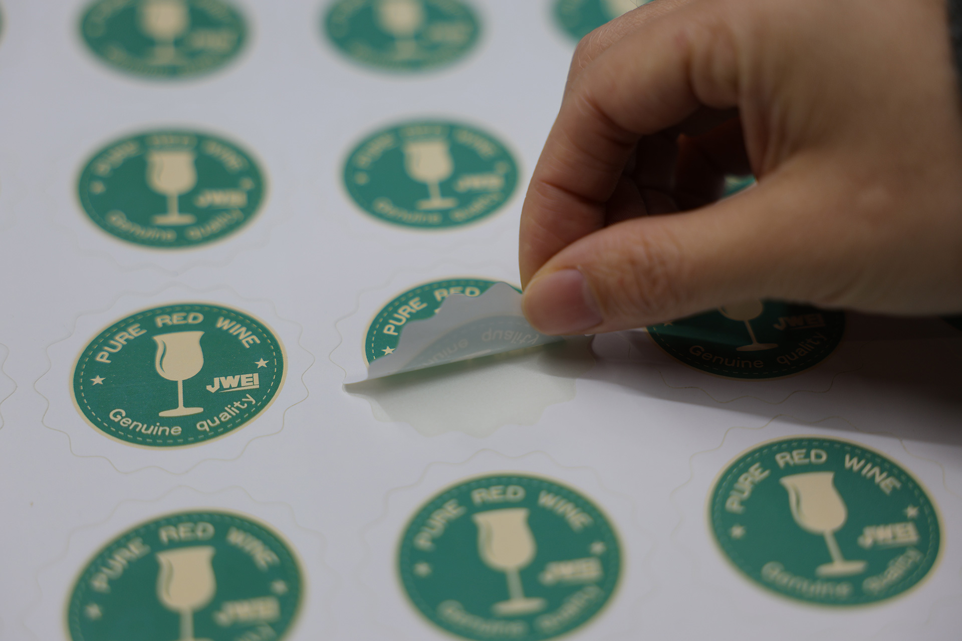 digital label finisher